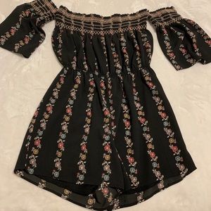 Adorable Flowy Romper 🌸